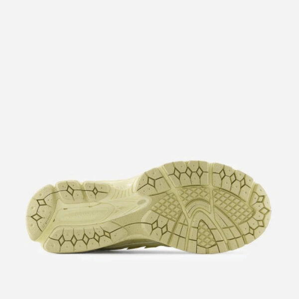 New Balance 1906U Butter Yellow - Image 5