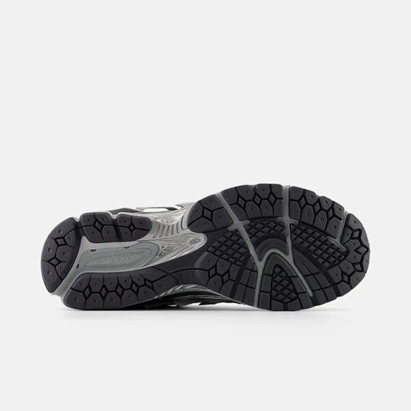New Balance 1906A Concrete Silver Metallic - Image 5